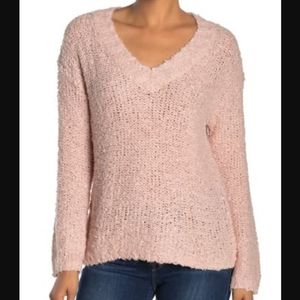 Susina Fluffy V-neck Boucle Knit Sweater